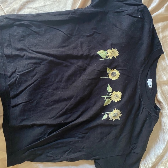 Garage sunflower tee
